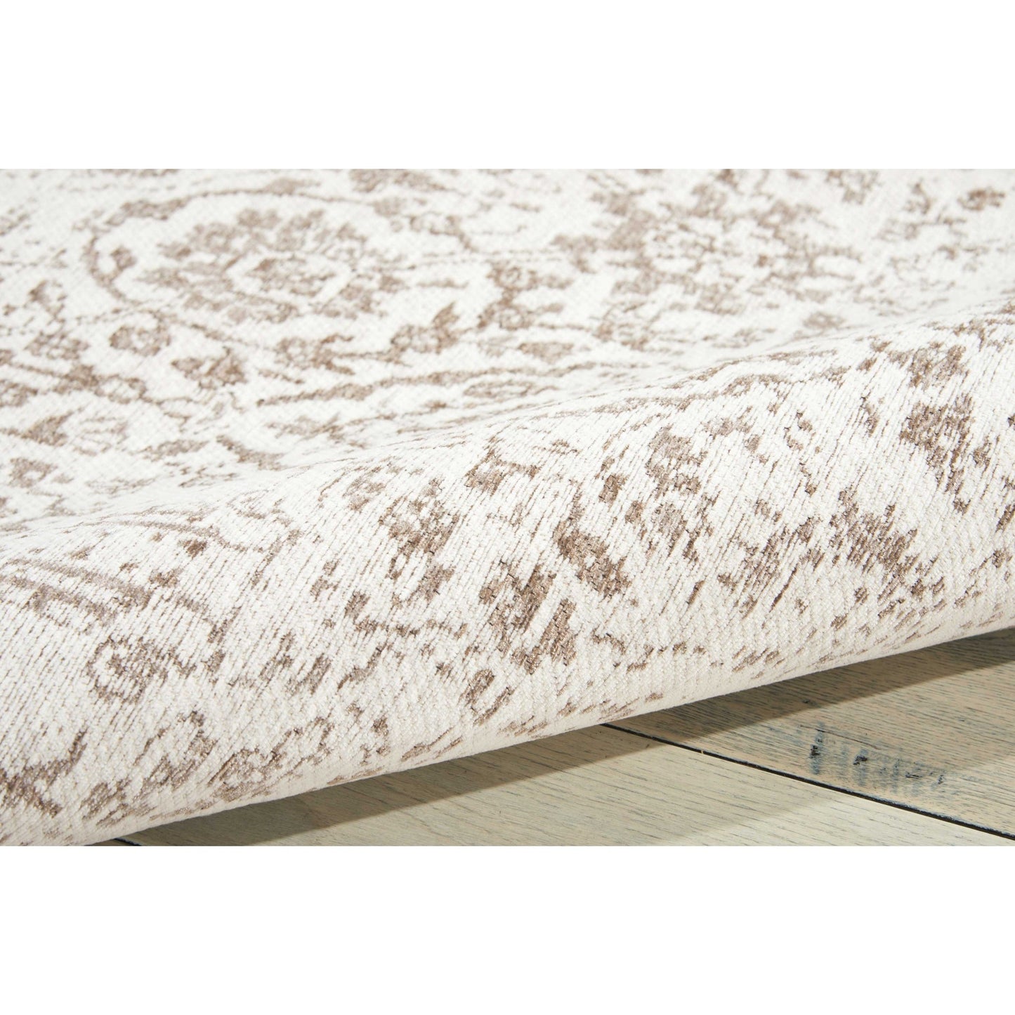 Tapis contemporain Nourison Damask vieilli