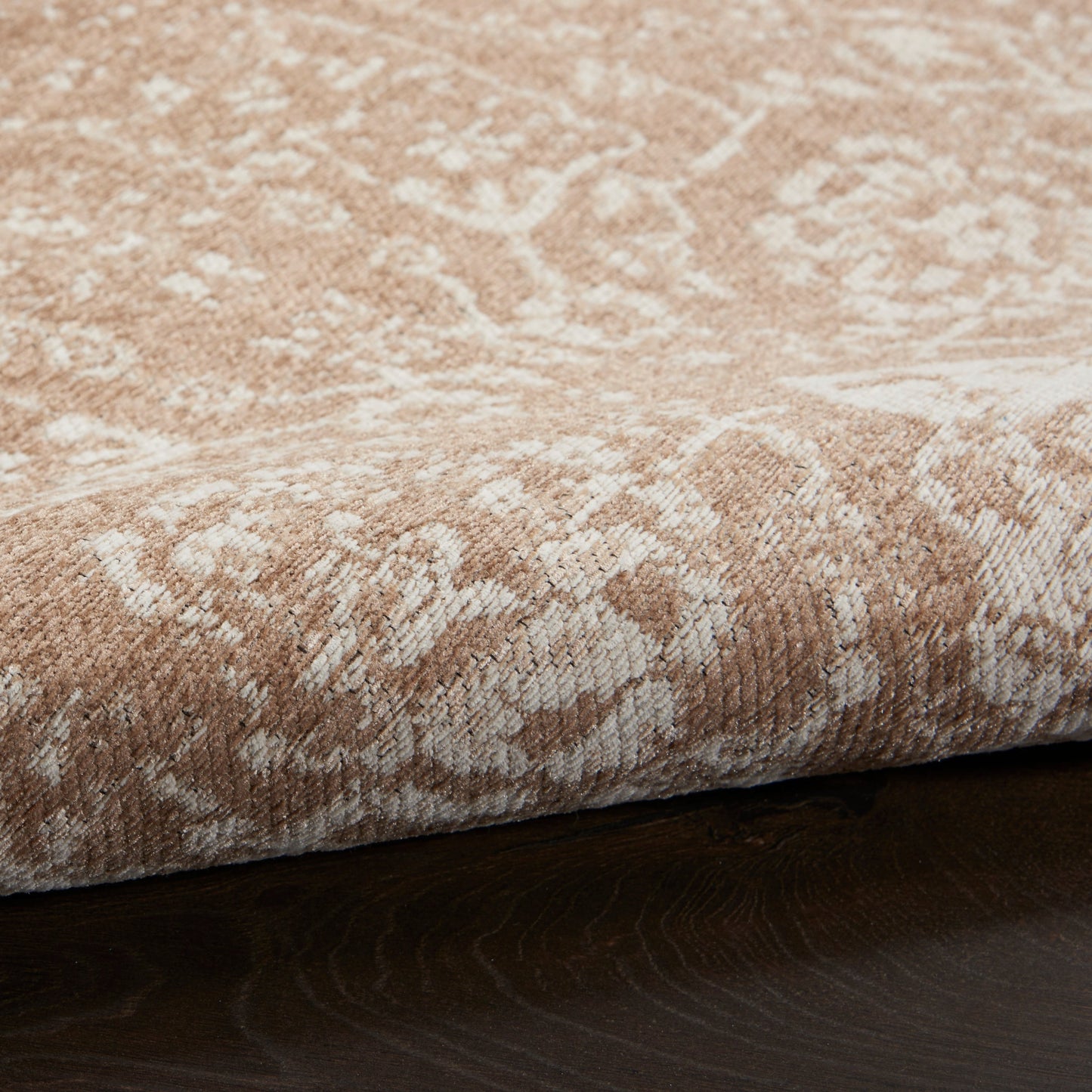 Tapis contemporain Nourison Damask vieilli