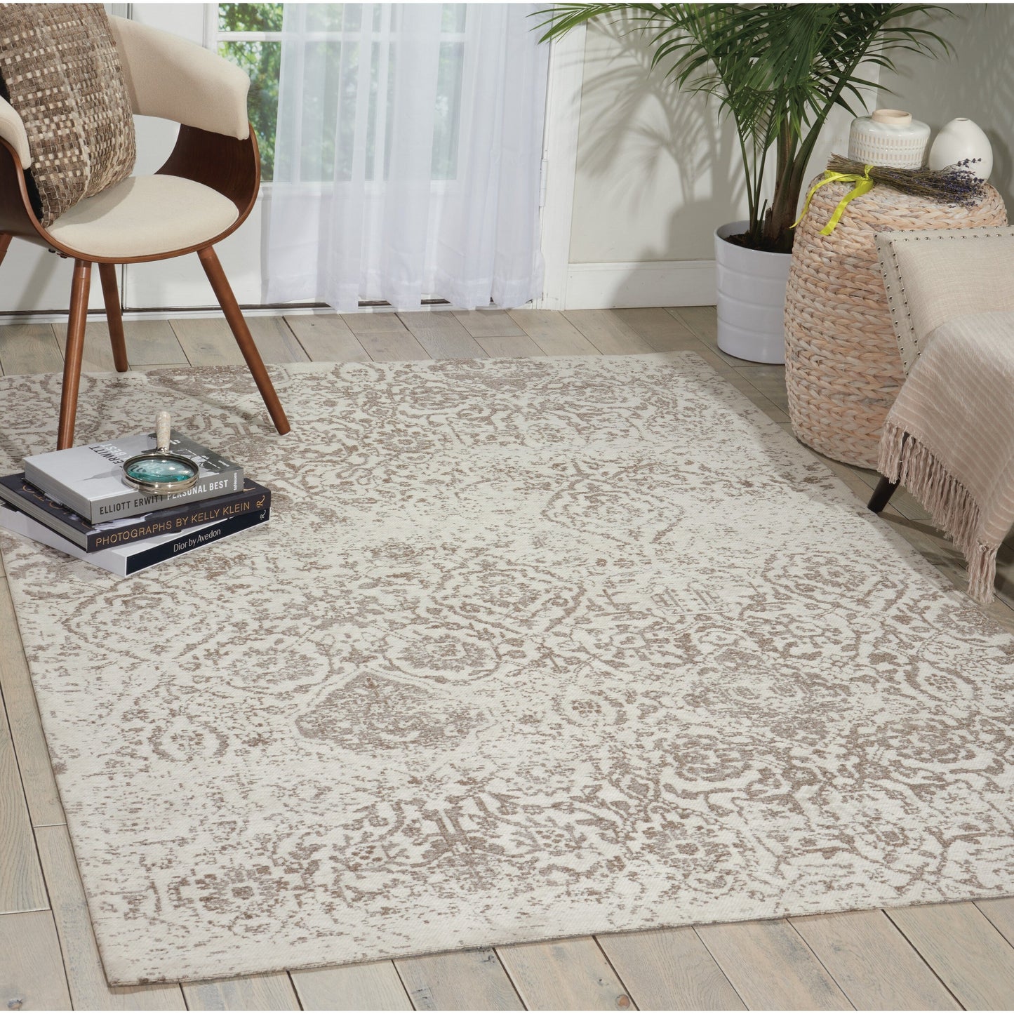 Tapis contemporain Nourison Damask vieilli