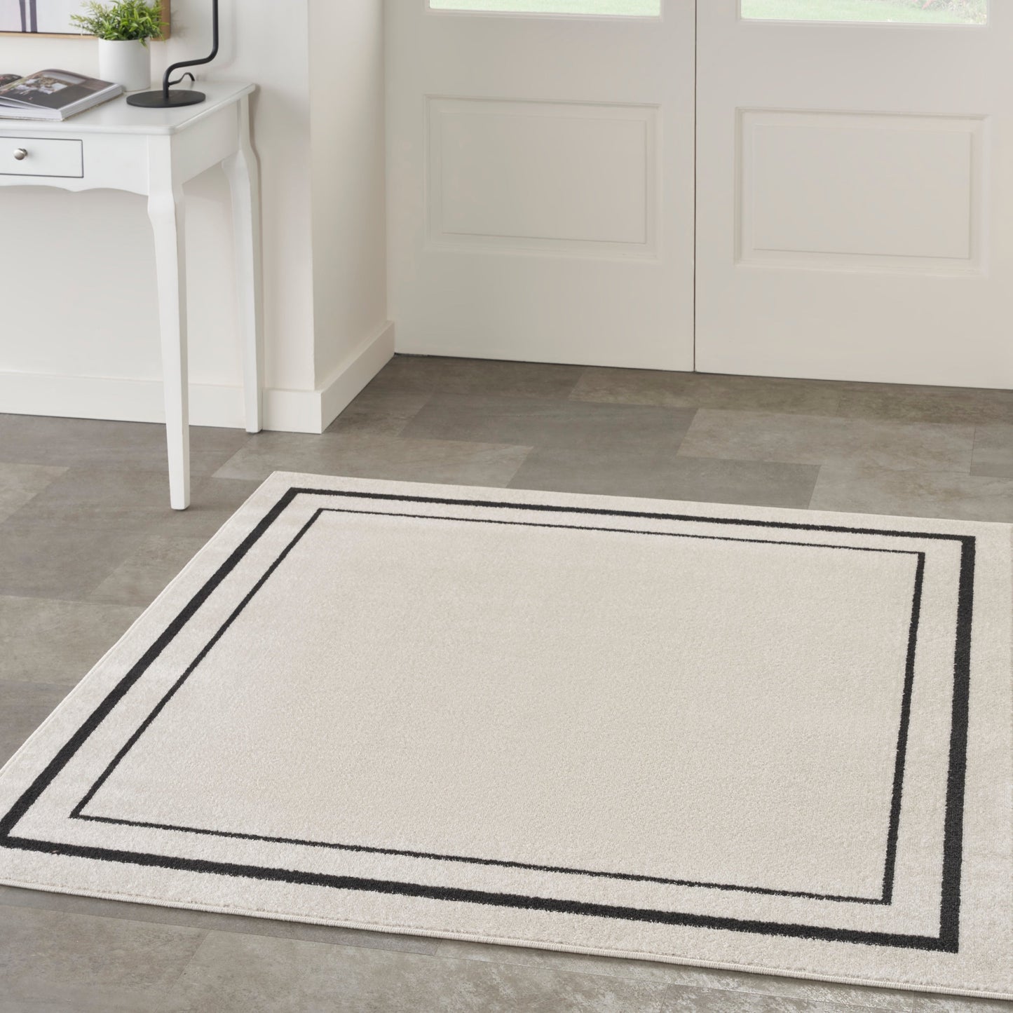 Tapis uni d'intérieur/extérieur Nourison Essentials