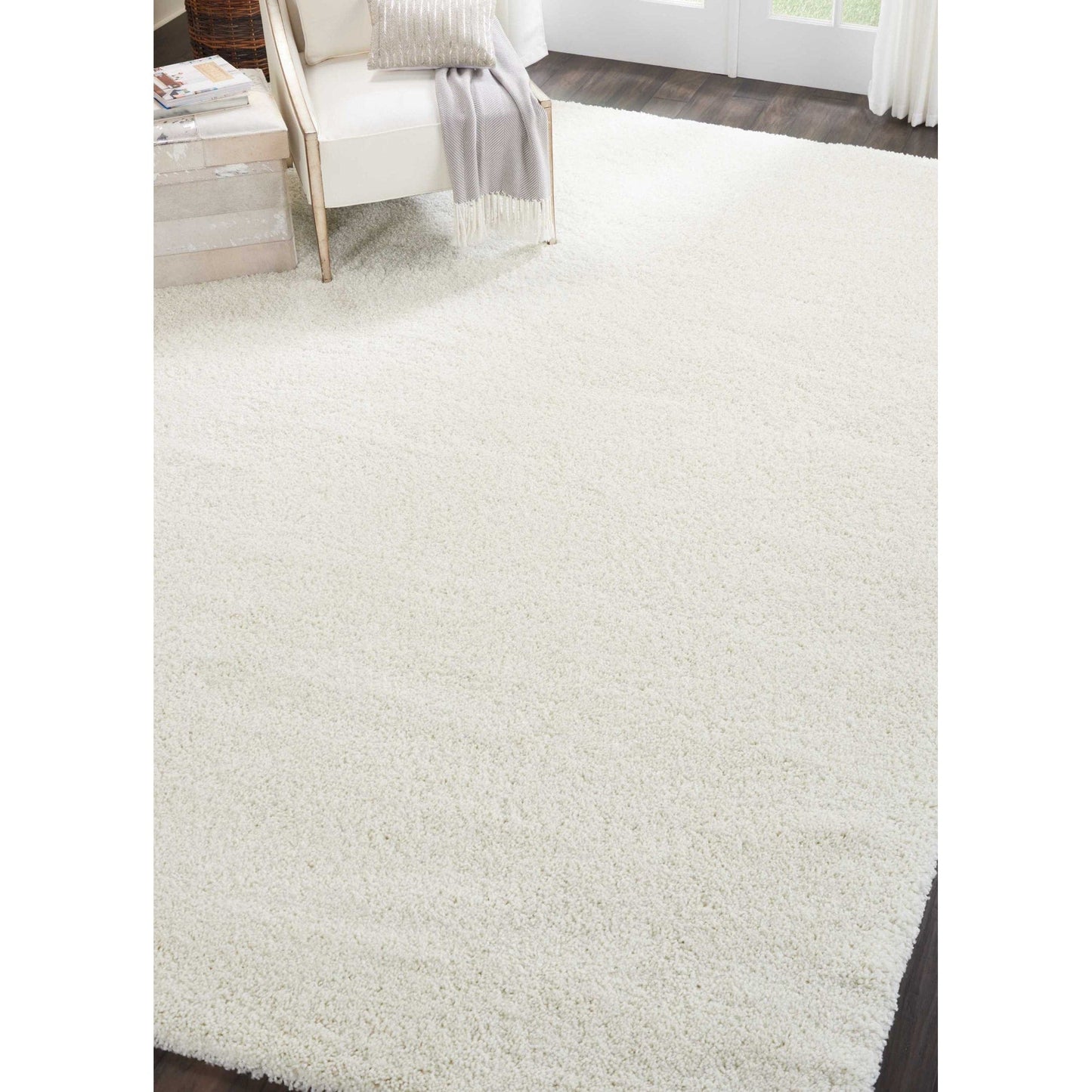 Tapis moderne en peluche solide Nourison Malibu Shag