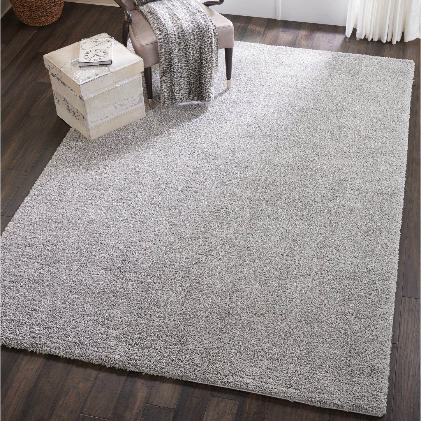 Tapis moderne en peluche solide Nourison Malibu Shag