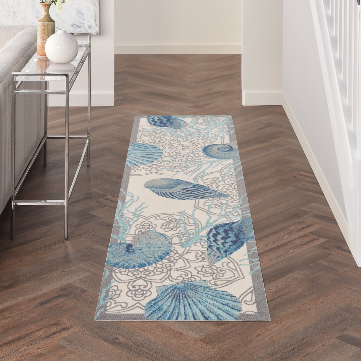 Tapis d'intérieur et d'extérieur Waverly Sun & Shade Shore Thing à motif de coquillages tropicaux et floraux
