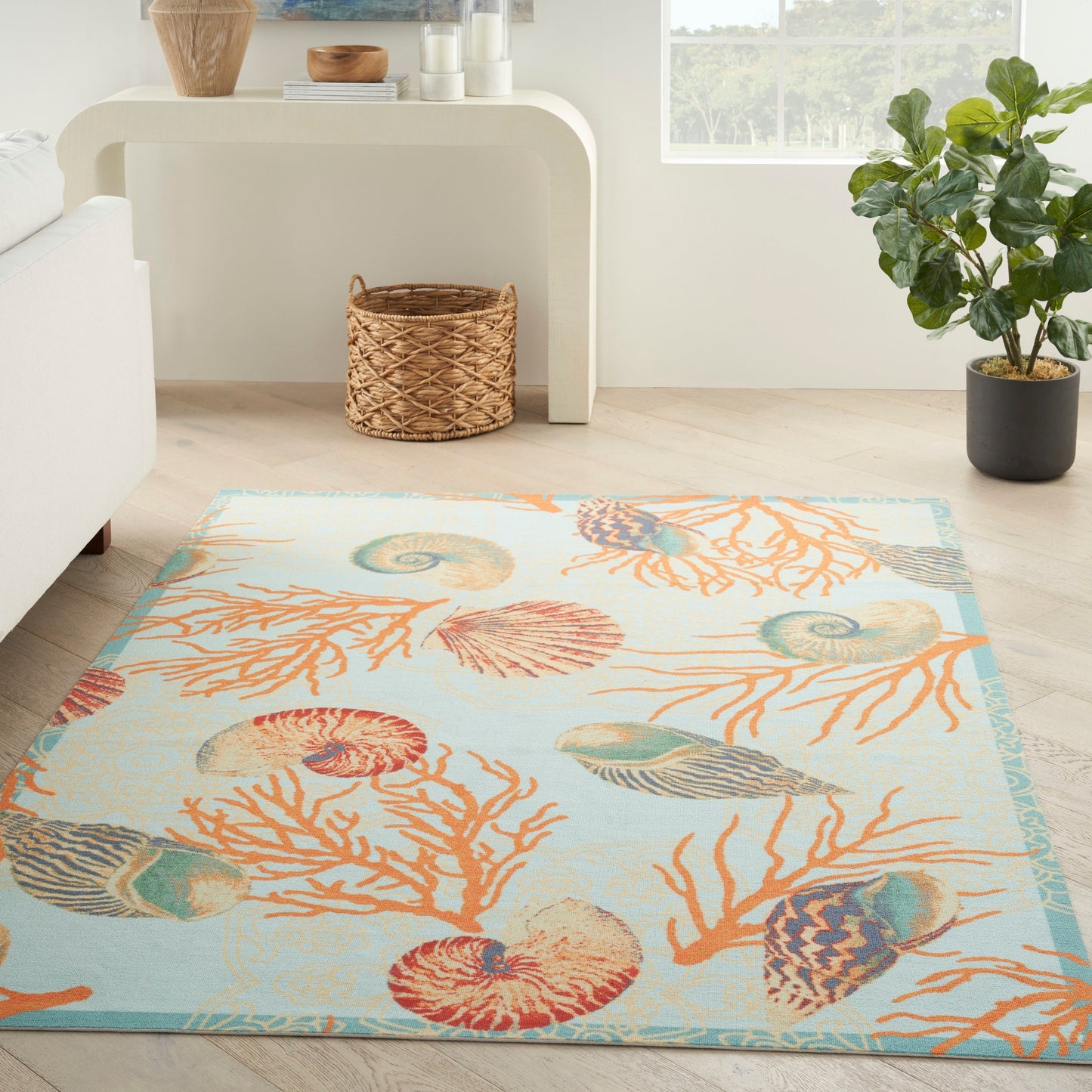 Tapis d'intérieur et d'extérieur Waverly Sun & Shade Shore Thing à motif de coquillages tropicaux et floraux
