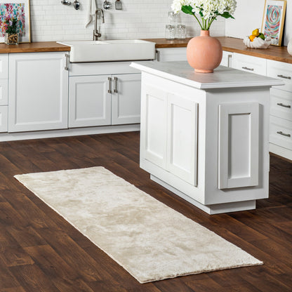 Tapis à poils longs Nuloom Loni SuperiorWash uni, lavable en machine