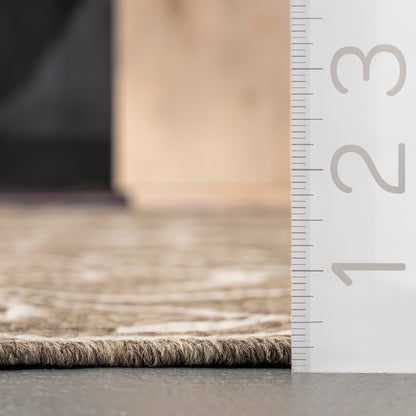 Tapis traditionnel d'intérieur/extérieur Nuloom Kathleen