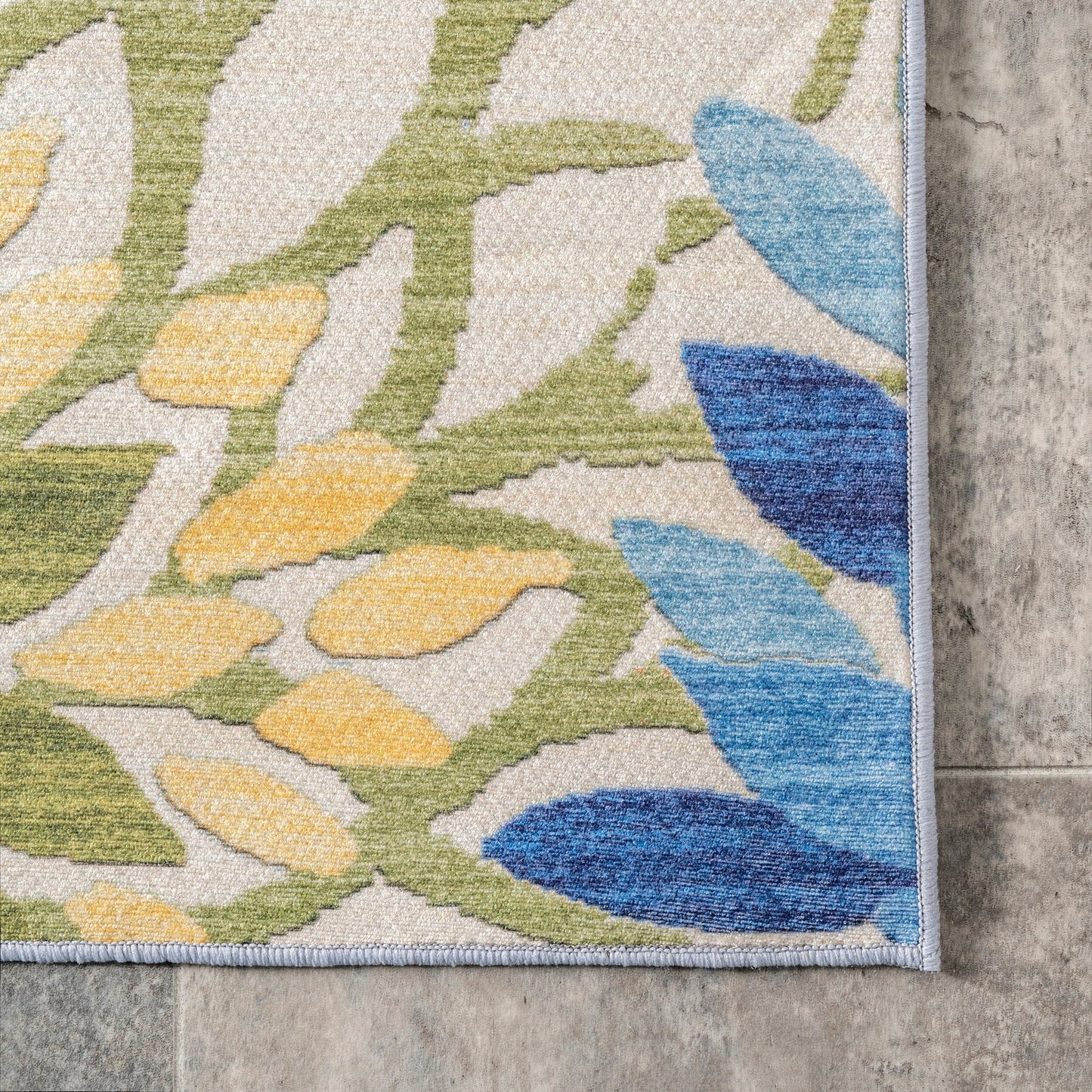 Tapis d'intérieur/extérieur lavable en machine à motif floral Nuloom Rosana