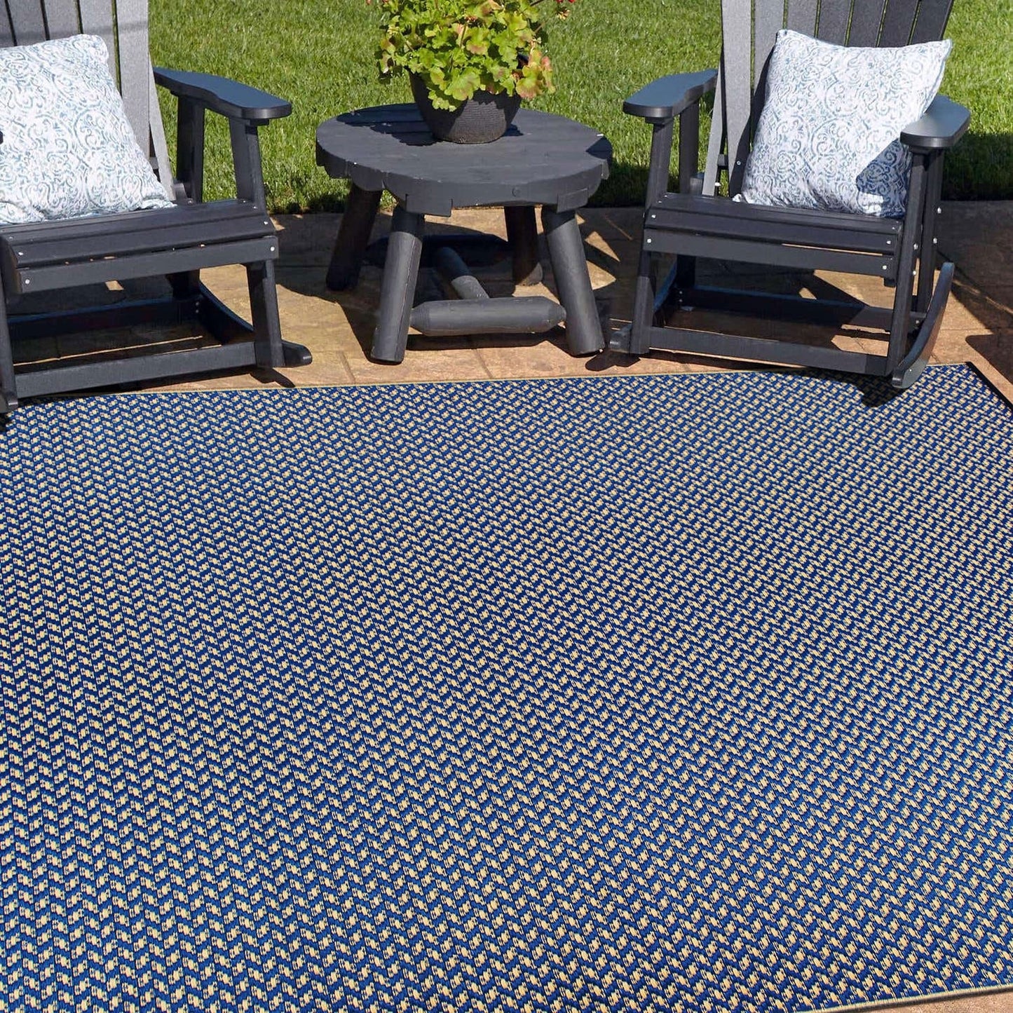 Contemporay Solid Reversible Plastic Outdoor Rugs