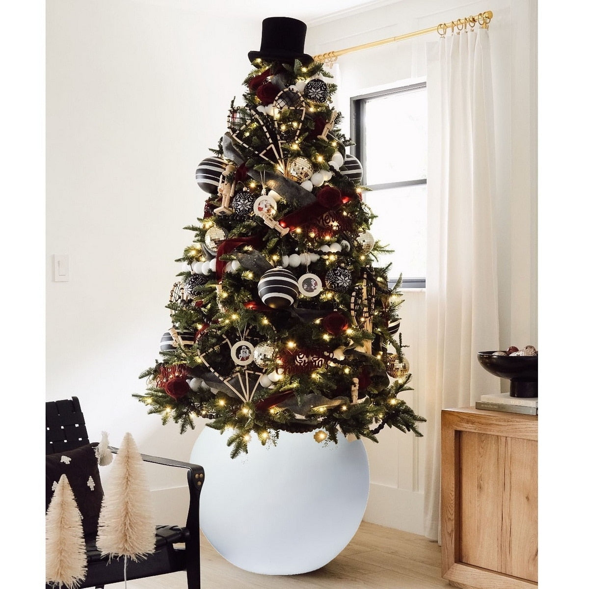 Jardinière sphérique moderne en fibre de verre DreamPatio Riverside pour intérieur/extérieur