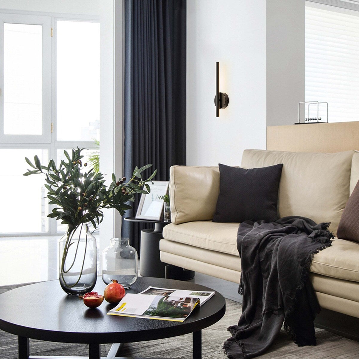 Applique murale moderne industrielle minimaliste en métal à LED intégrées à bande linéaire