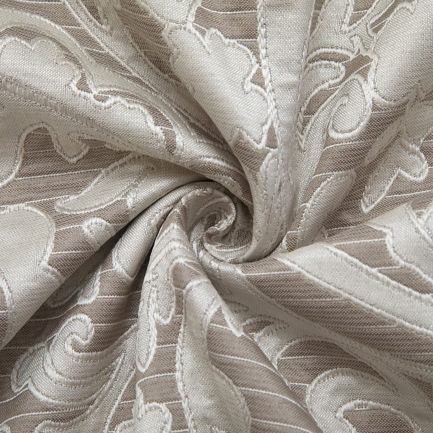 Ensemble de couette 7 pièces en jacquard damassé Nanshing Salem