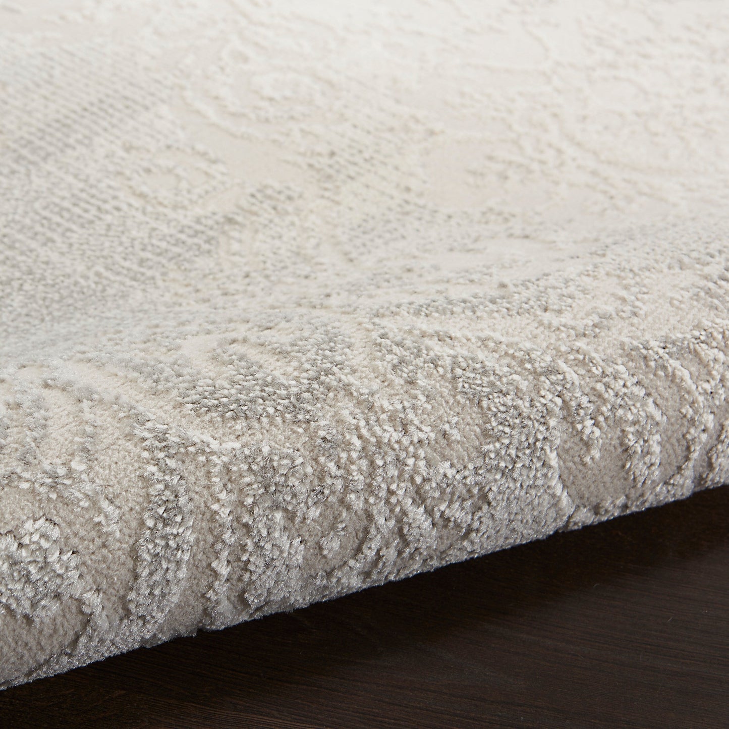 Tapis Nourison Elation à motif damassé de style campagne française