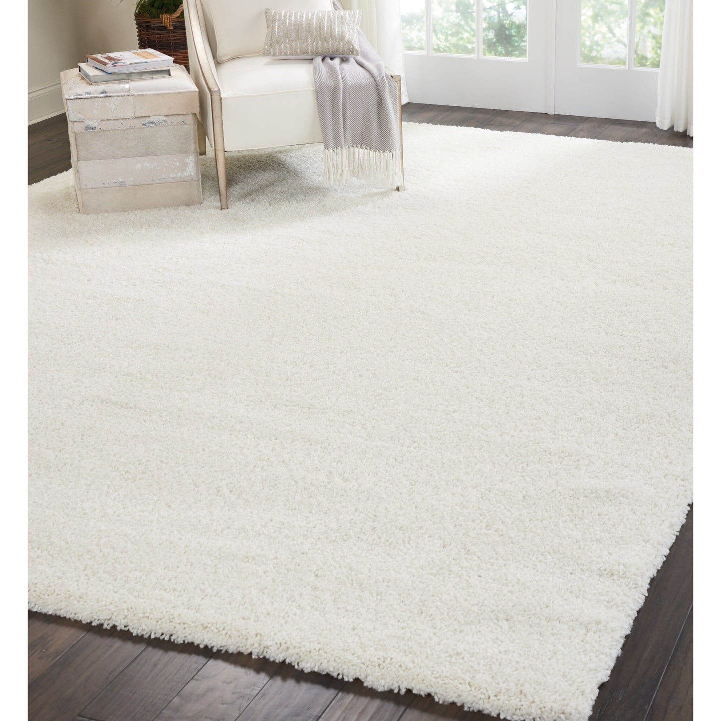 Tapis moderne en peluche solide Nourison Malibu Shag