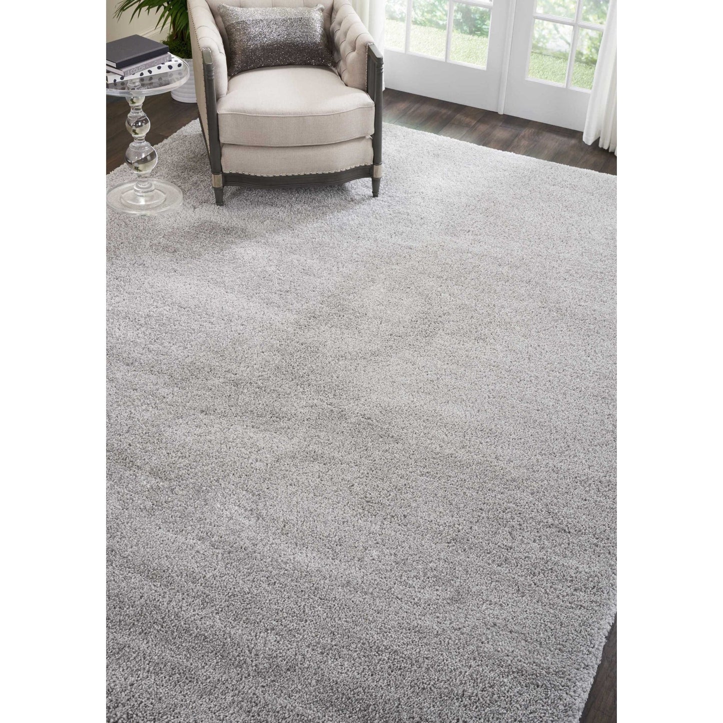 Tapis moderne en peluche solide Nourison Malibu Shag