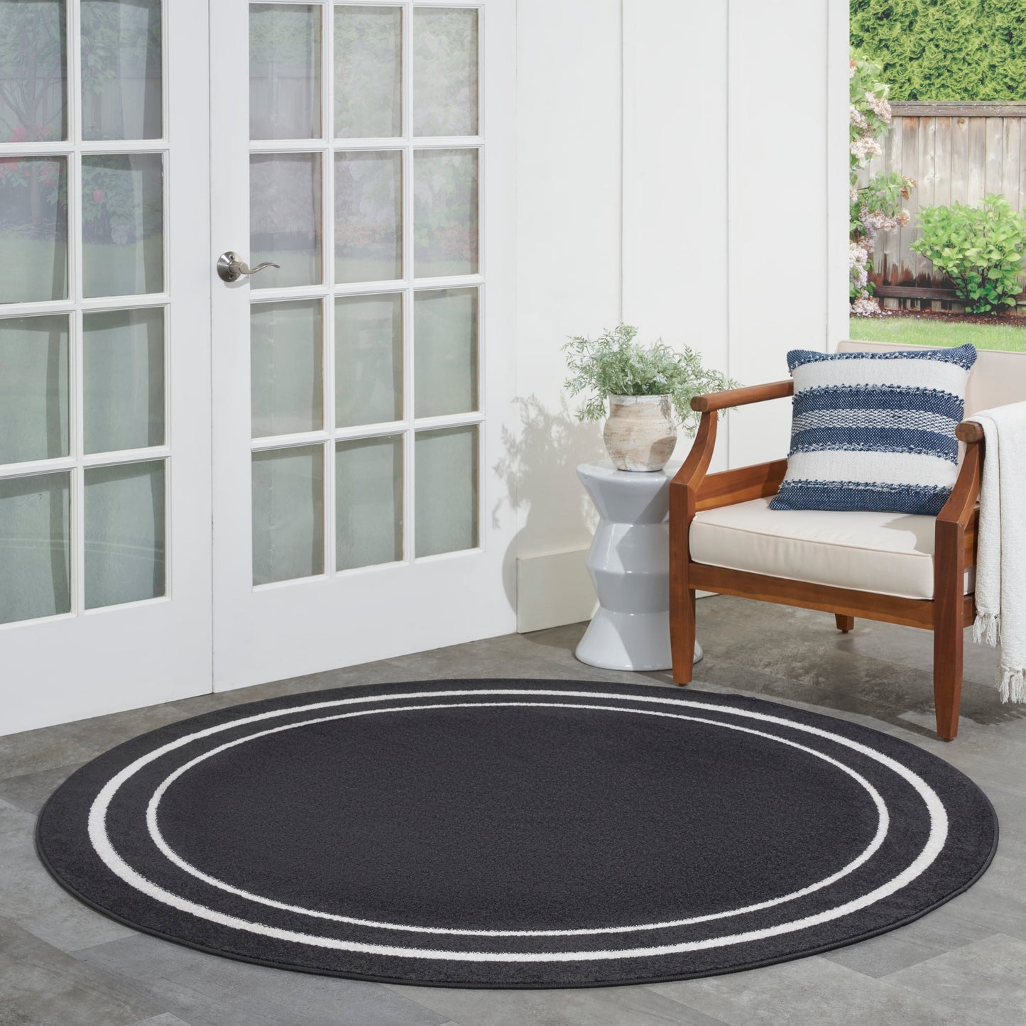 Tapis d'intérieur/extérieur uni Nourison Sandy