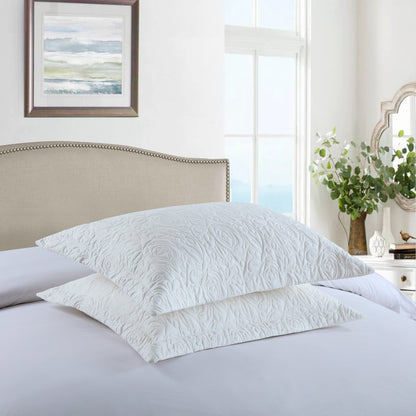 Housse de coussin brodée Porch &amp; Den Manor (lot de 2)