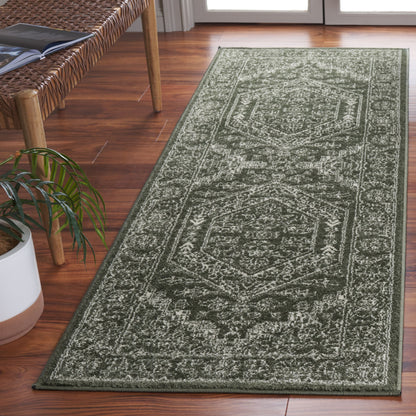 Tapis SAFAVIEH Adirondack Sian rustique à médaillon oriental