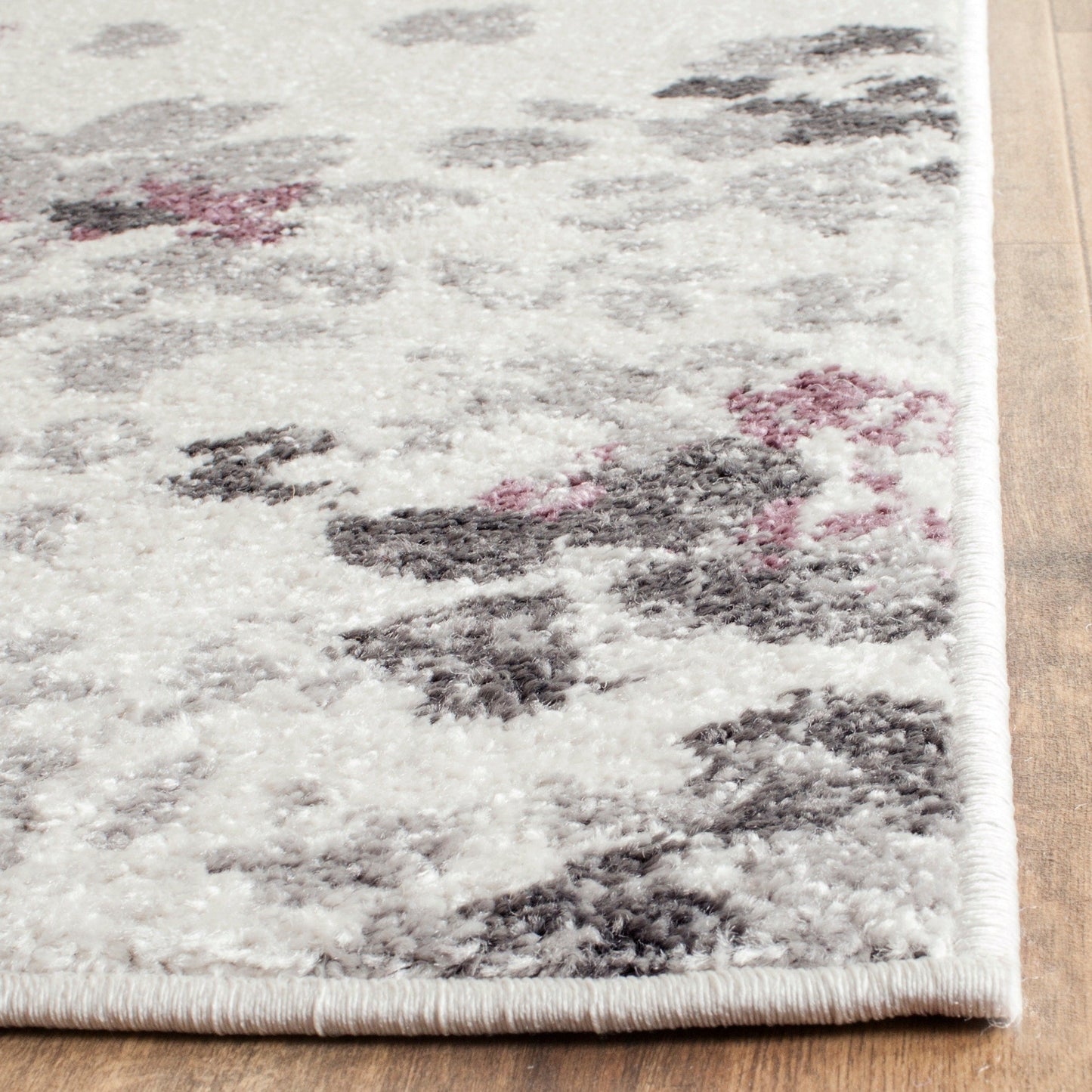 Tapis floral vintage SAFAVIEH Adirondack Venelina