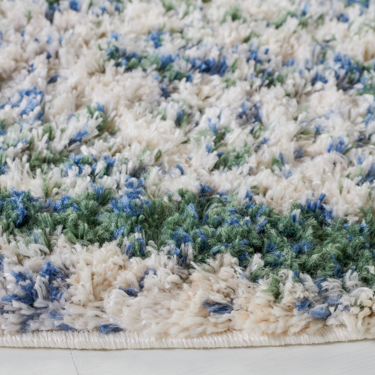 Tapis berbère Shag Tikvah moderne SAFAVIEH de 1,2 pouce d'épaisseur