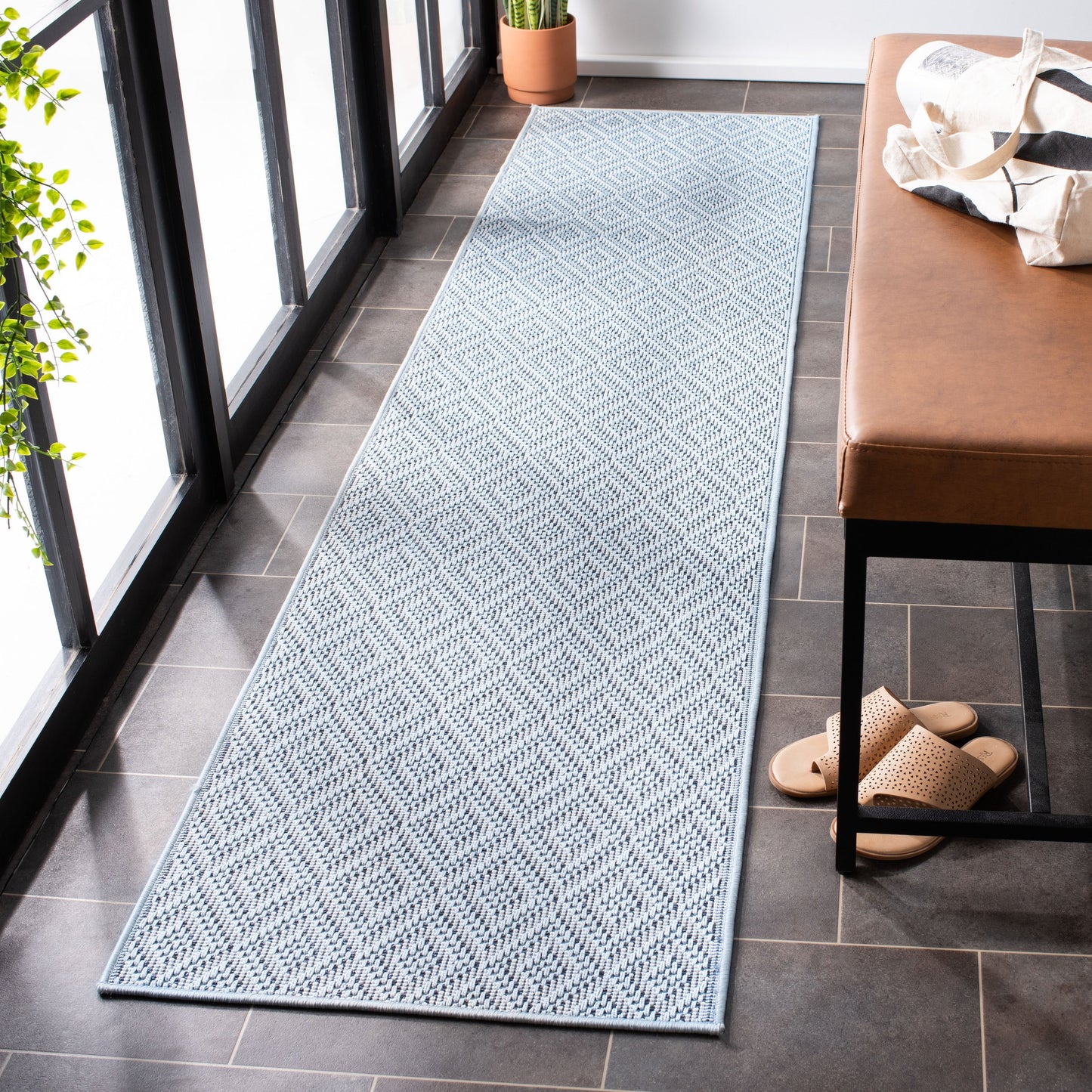 Tapis imperméable lavable d'intérieur/extérieur SAFAVIEH Bermuda Elvy