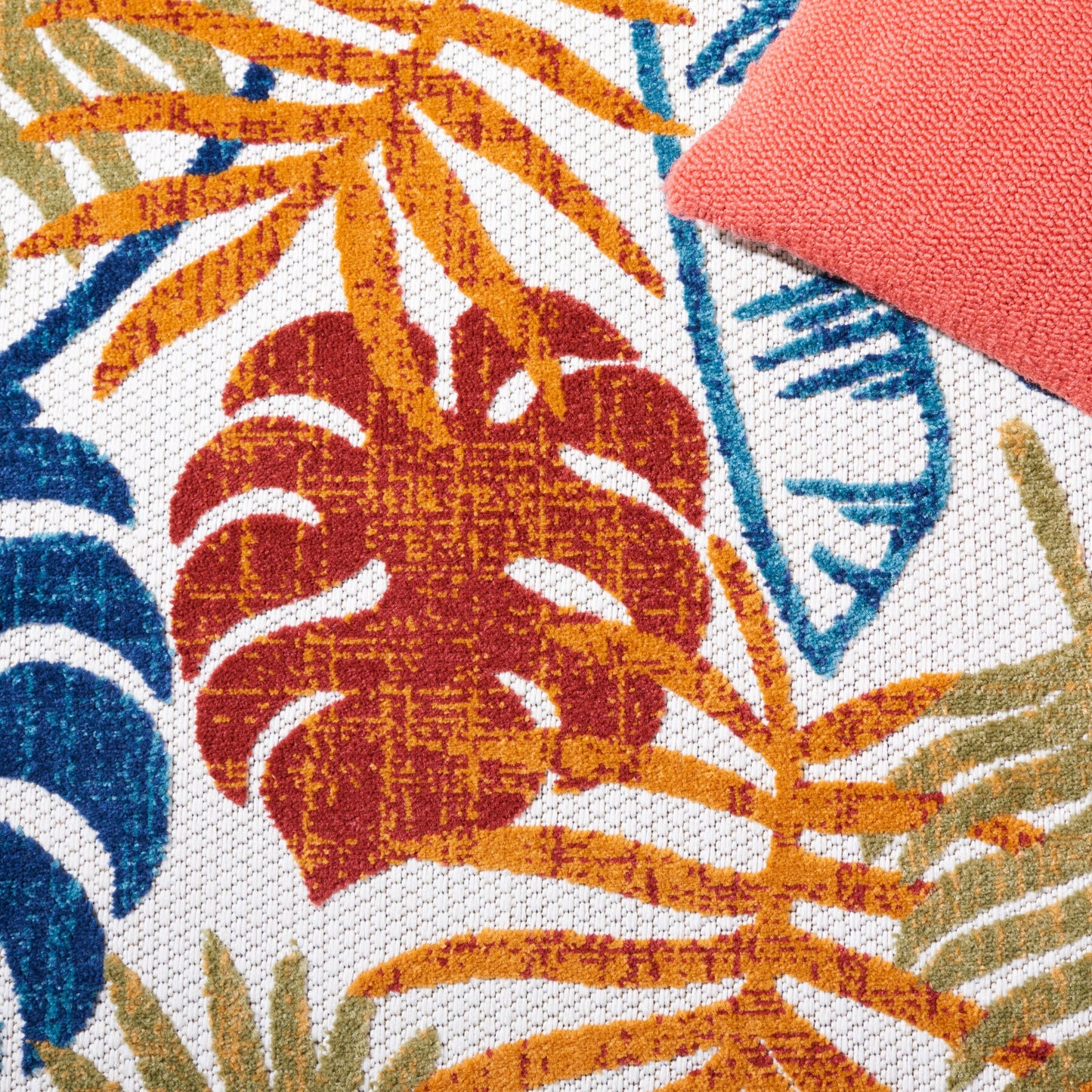 Tapis de patio imperméable à motif floral pour intérieur/extérieur SAFAVIEH Cabana Arik