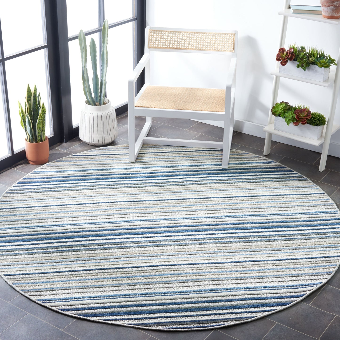 Tapis de patio imperméable à rayures pour intérieur/extérieur SAFAVIEH Cabana Gafia