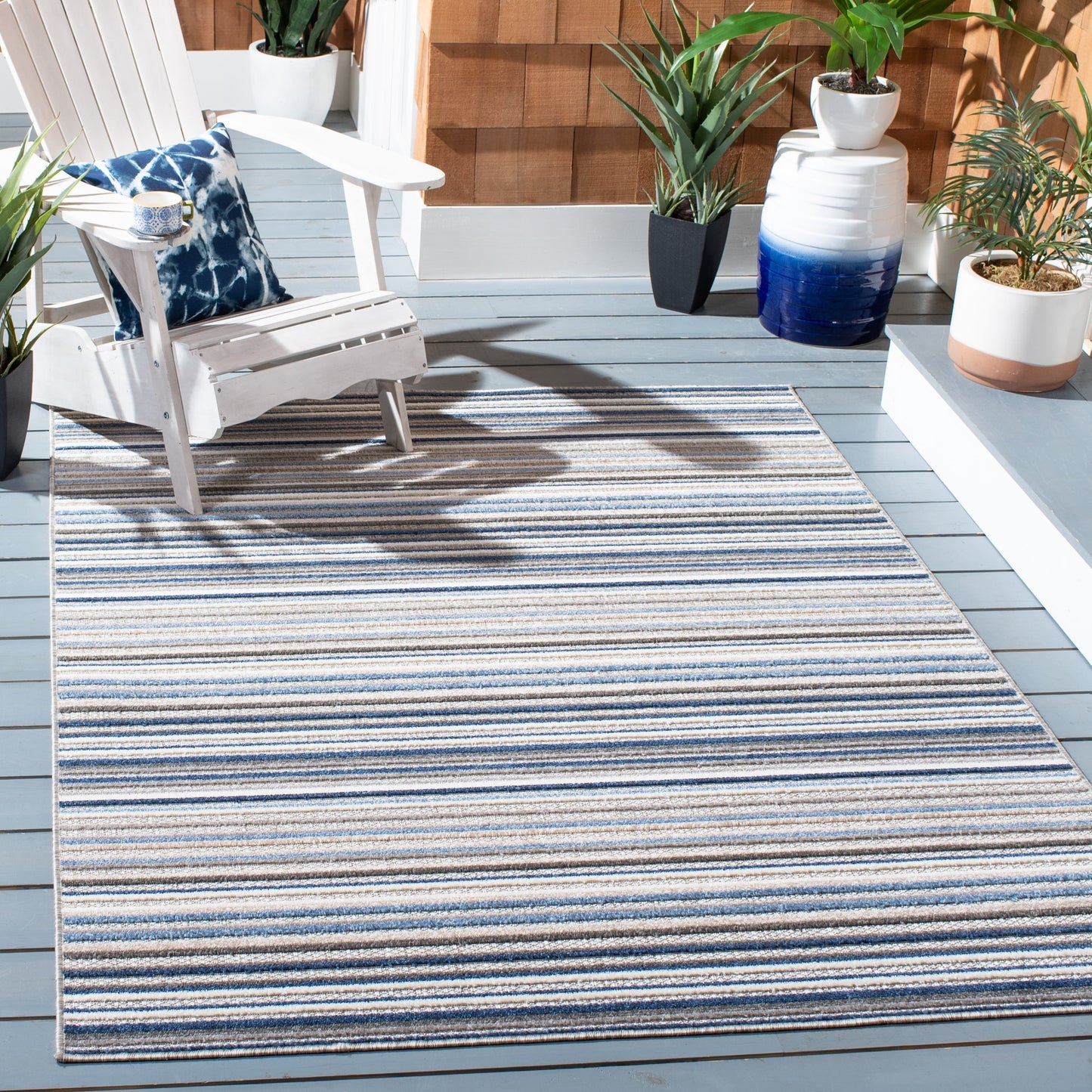Tapis de patio imperméable à rayures pour intérieur/extérieur SAFAVIEH Cabana Gafia