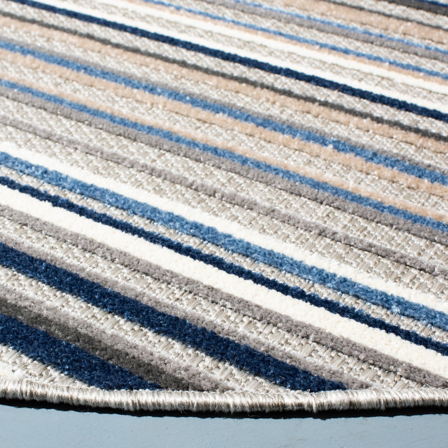 Tapis de patio imperméable à rayures pour intérieur/extérieur SAFAVIEH Cabana Gafia