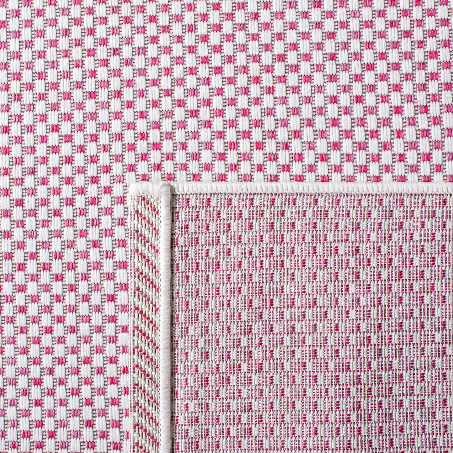 Tapis de patio/jardin imperméable SAFAVIEH Courtyard Begajeta pour intérieur/extérieur.