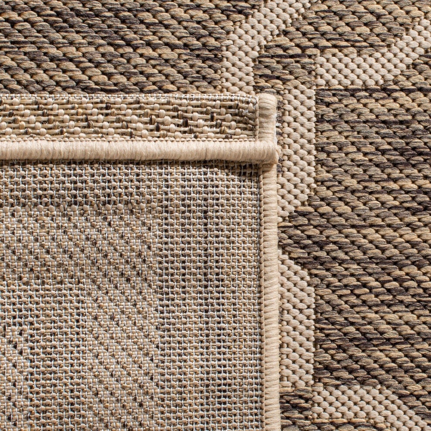 Tapis de jardin imperméable pour intérieur/extérieur SAFAVIEH Courtyard Gulsin