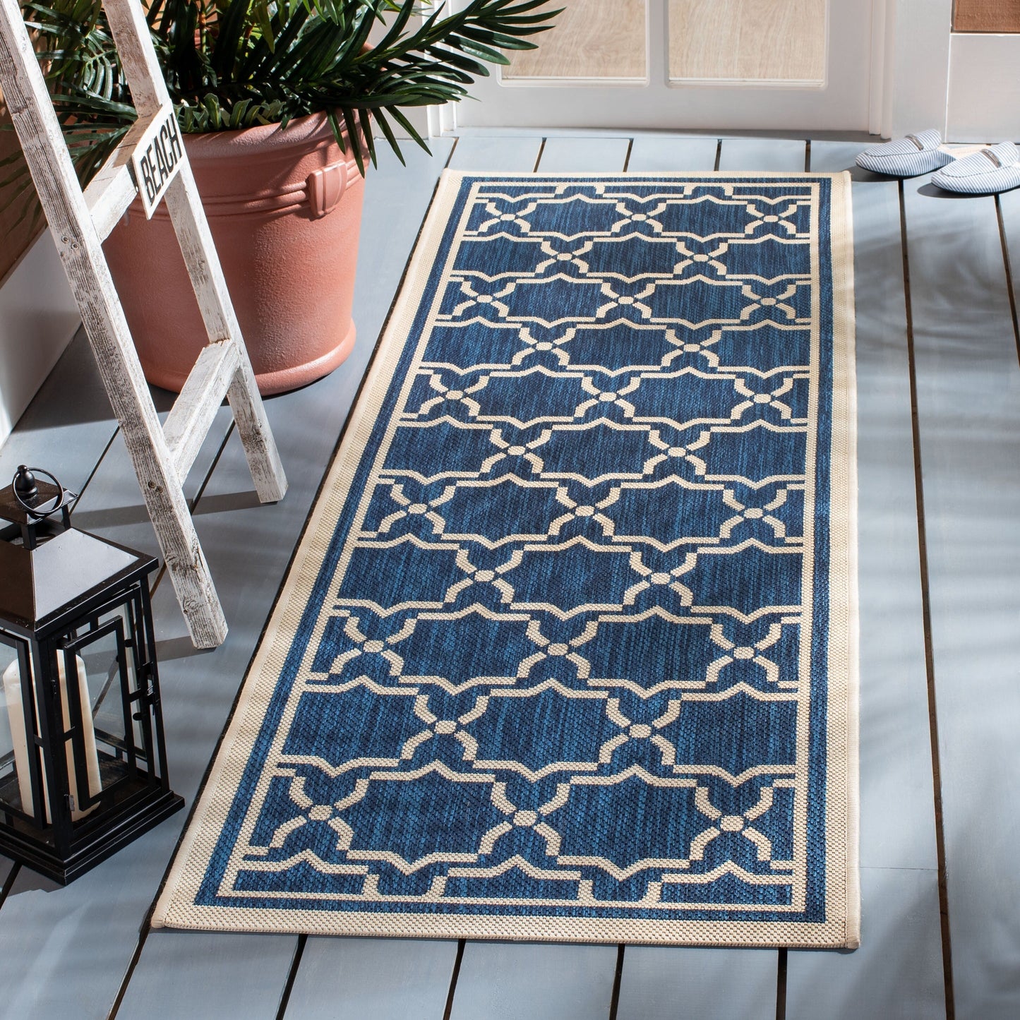 Tapis de jardin imperméable pour intérieur/extérieur SAFAVIEH Courtyard Gulsin