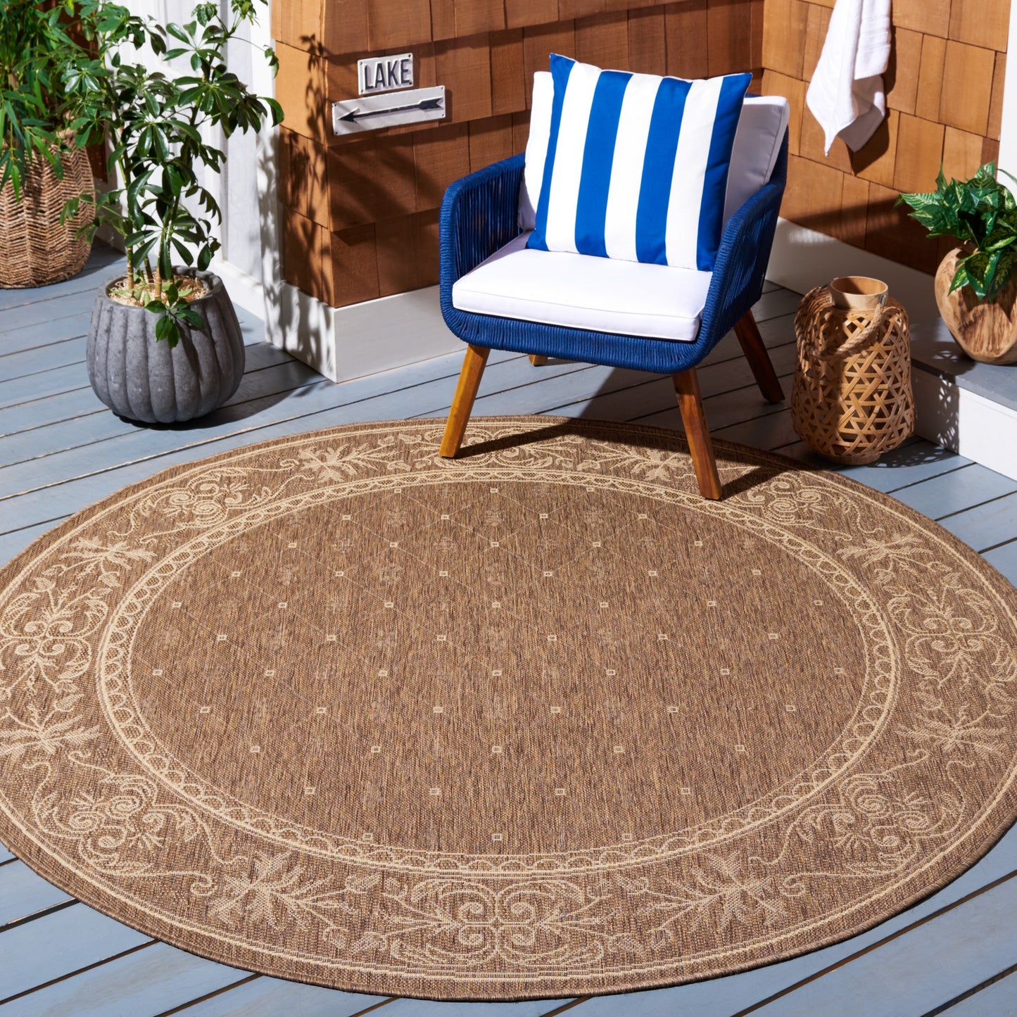 Tapis de jardin imperméable pour intérieur/extérieur SAFAVIEH Courtyard Hendrina