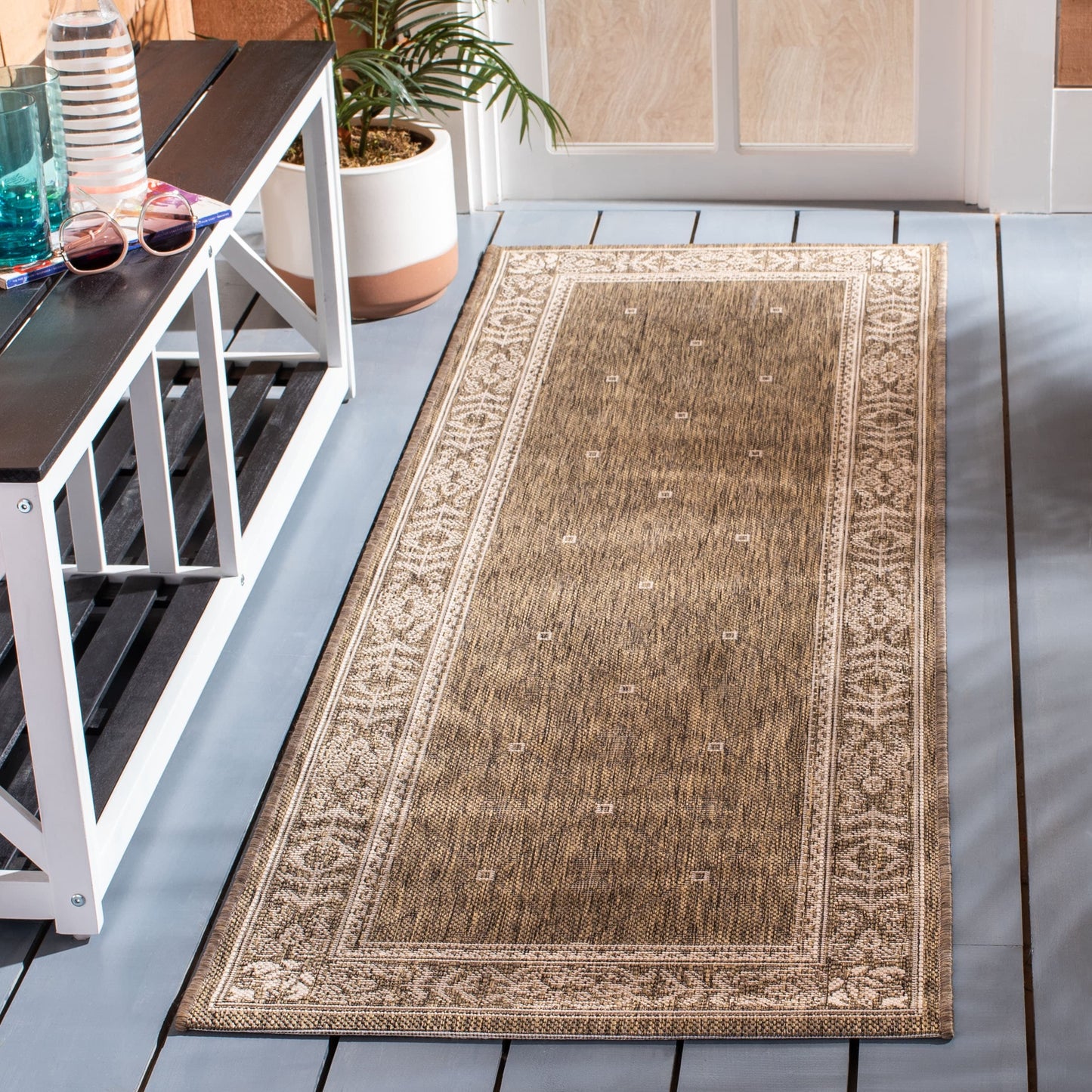 Tapis de jardin imperméable pour intérieur/extérieur SAFAVIEH Courtyard Hendrina