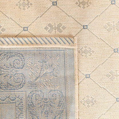 Tapis de jardin imperméable pour intérieur/extérieur SAFAVIEH Courtyard Hendrina