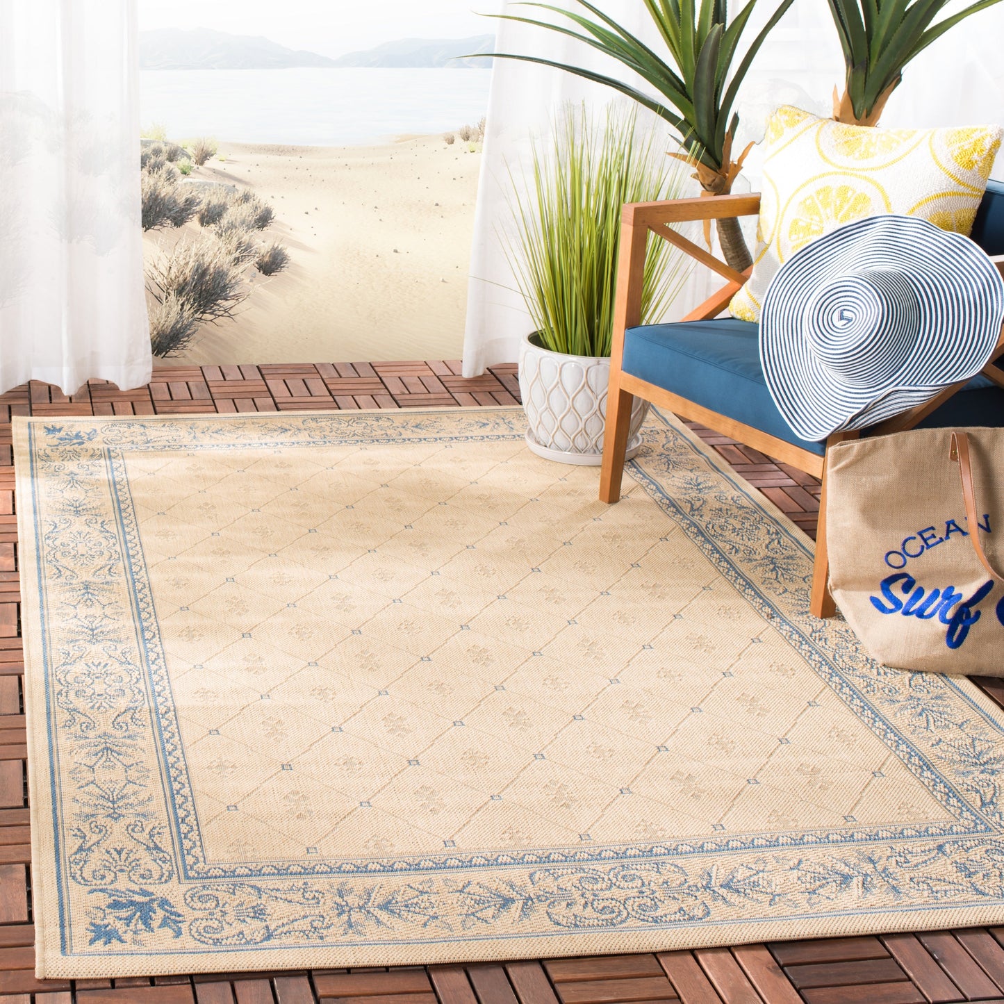 Tapis de jardin imperméable pour intérieur/extérieur SAFAVIEH Courtyard Hendrina
