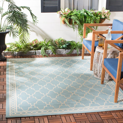 Tapis de jardin imperméable pour intérieur/extérieur SAFAVIEH Courtyard Janell Treillis