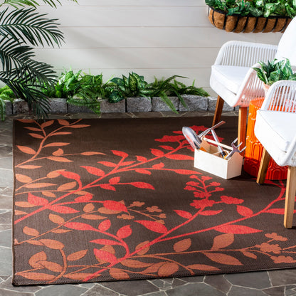 Tapis de jardin imperméable d'intérieur/extérieur SAFAVIEH Courtyard Luann Botanical