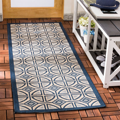 Tapis de jardin imperméable pour intérieur/extérieur SAFAVIEH Courtyard Saundra