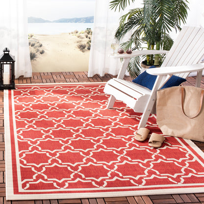 Tapis de jardin imperméable d'intérieur/extérieur SAFAVIEH Courtyard Thomasina