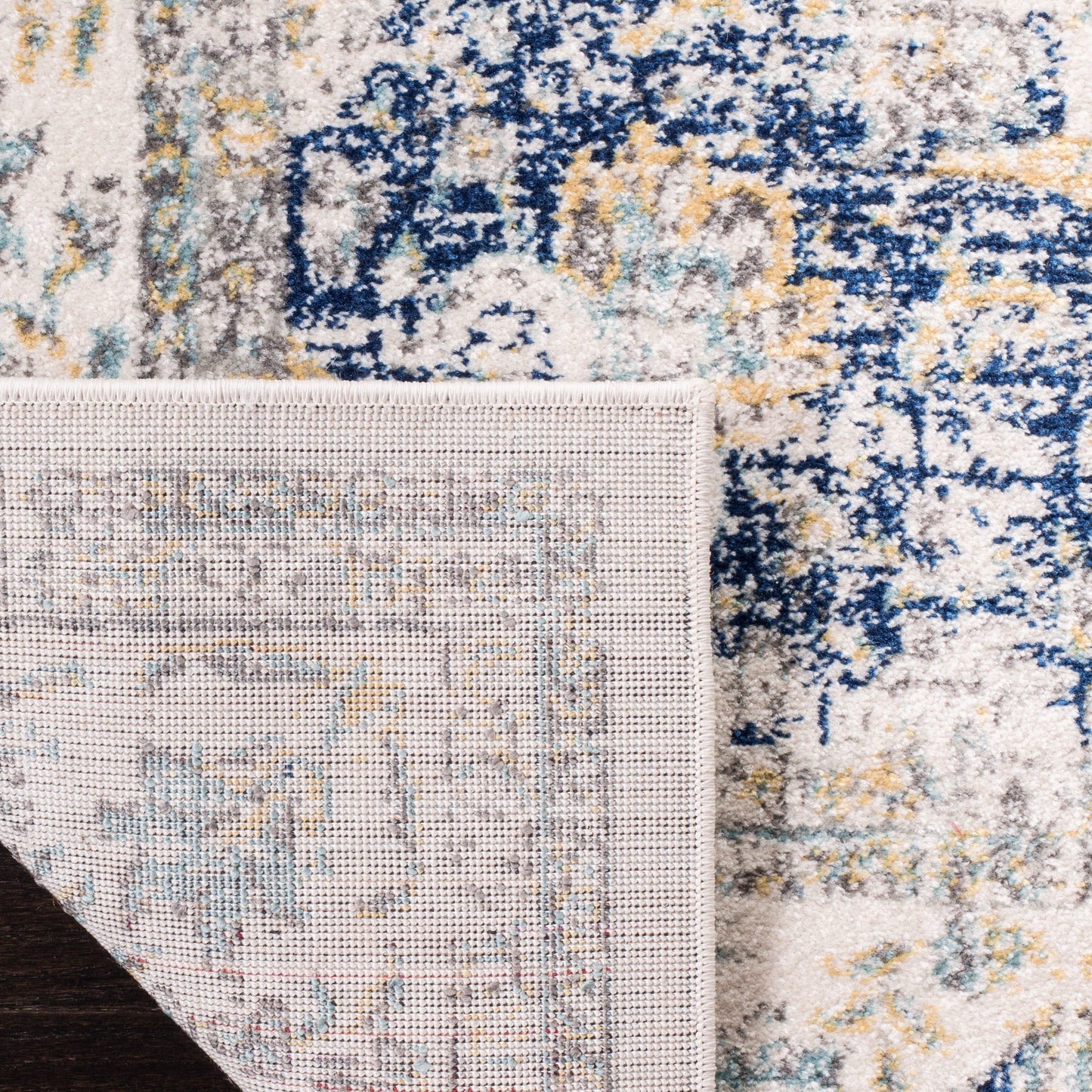 Tapis oriental vintage shabby chic SAFAVIEH Evoke Jentje