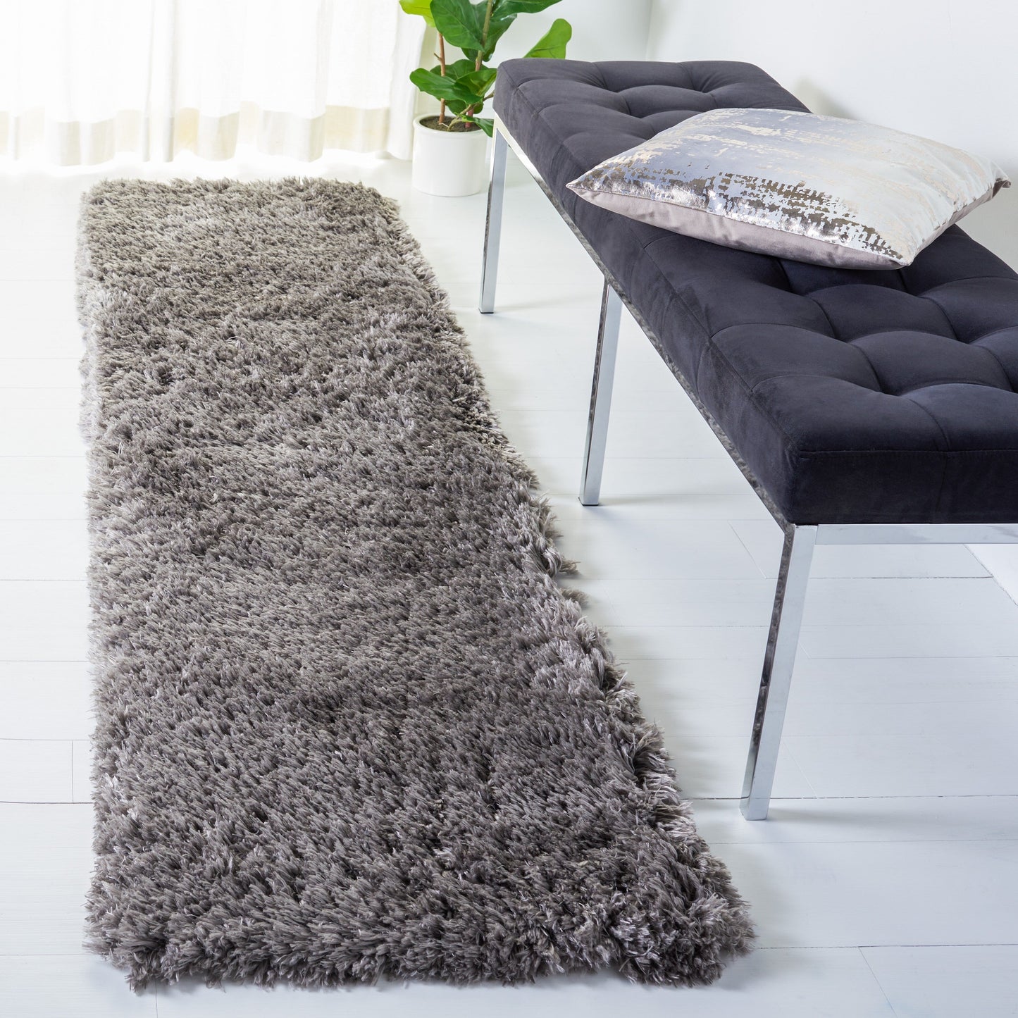 Tapis SAFAVIEH Flokati Shag Wynne de 2,75 pouces d'épaisseur