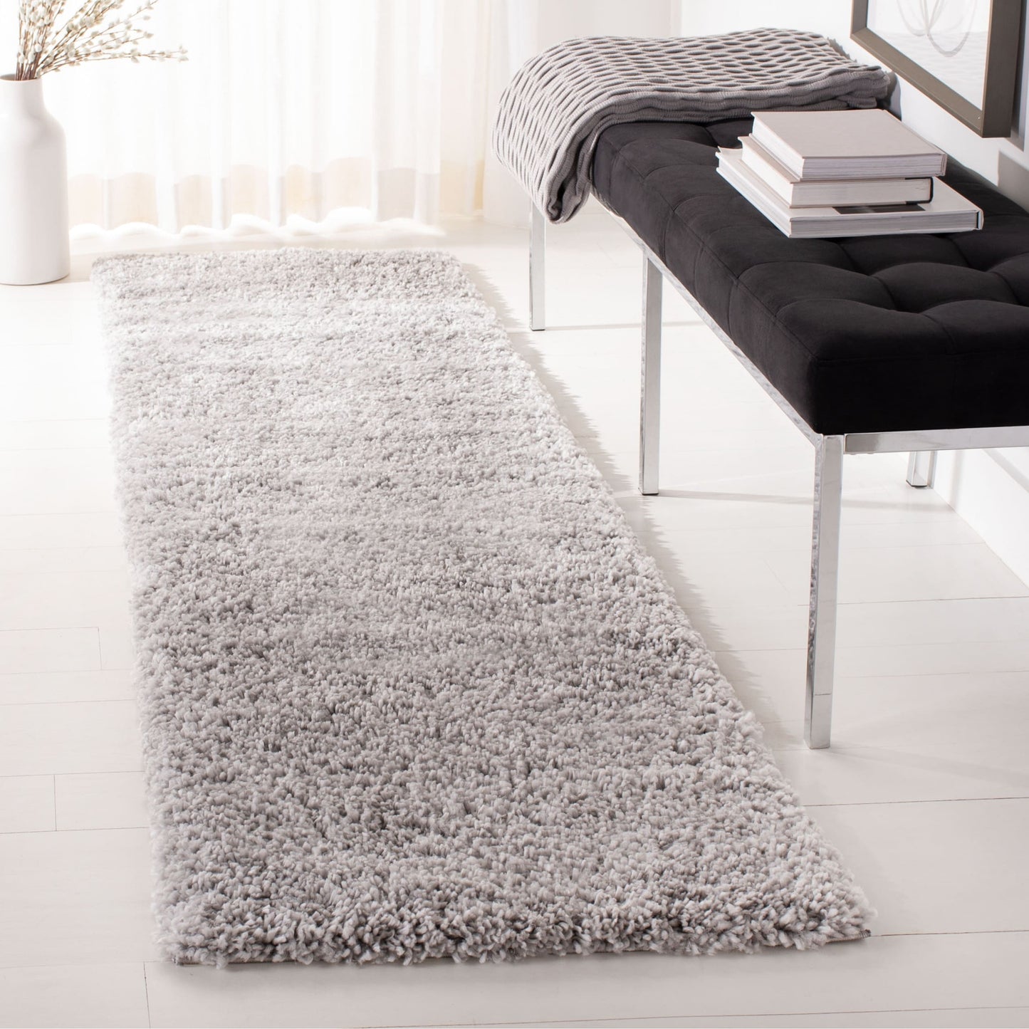Tapis SAFAVIEH Fontana Shag Dagi solide de 2 pouces d'épaisseur