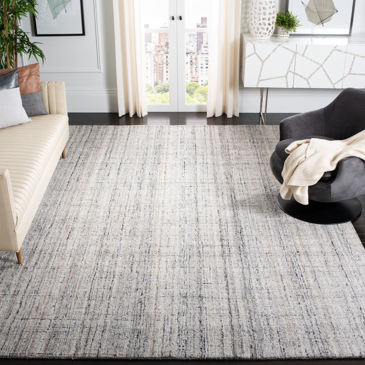 Tapis moderne en viscose SAFAVIEH fait main, motif abstrait corail