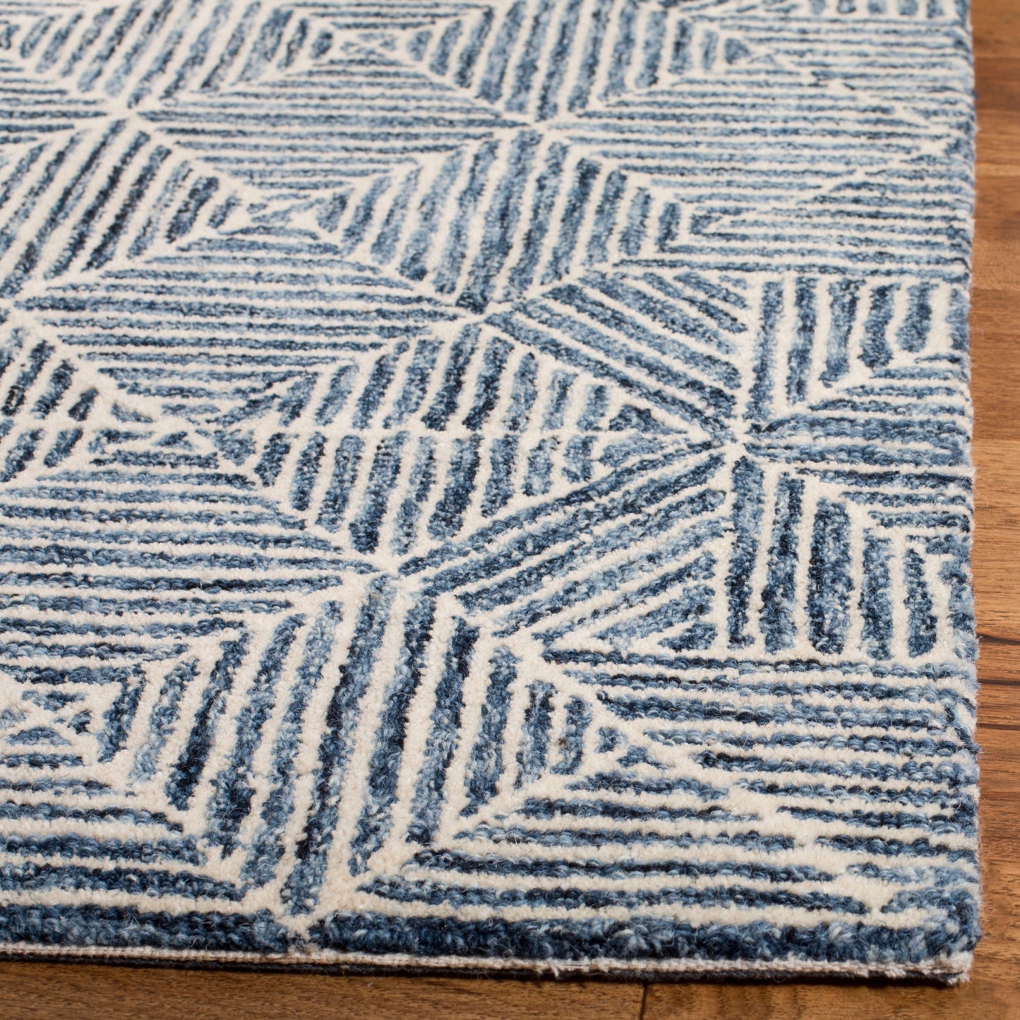 Tapis en laine moderne abstrait Harmanna fait main SAFAVIEH