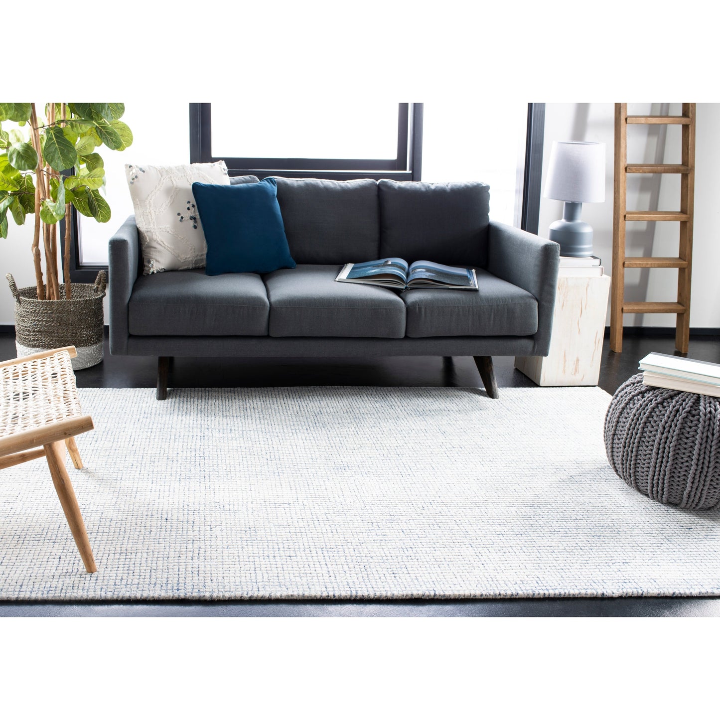 Tapis en viscose moderne abstrait fait main SAFAVIEH Marikka