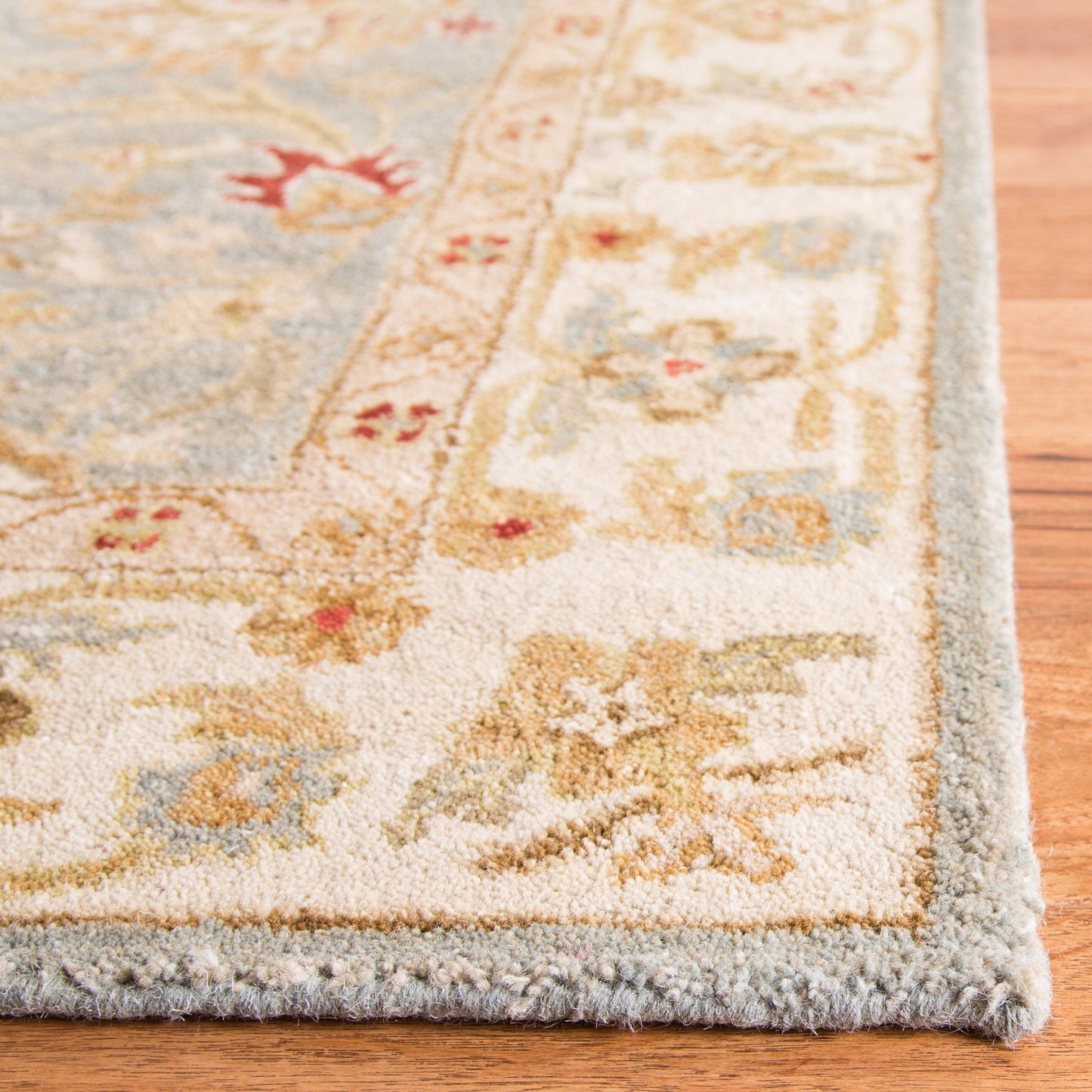 Tapis oriental traditionnel en laine Maysoun fait main SAFAVIEH
