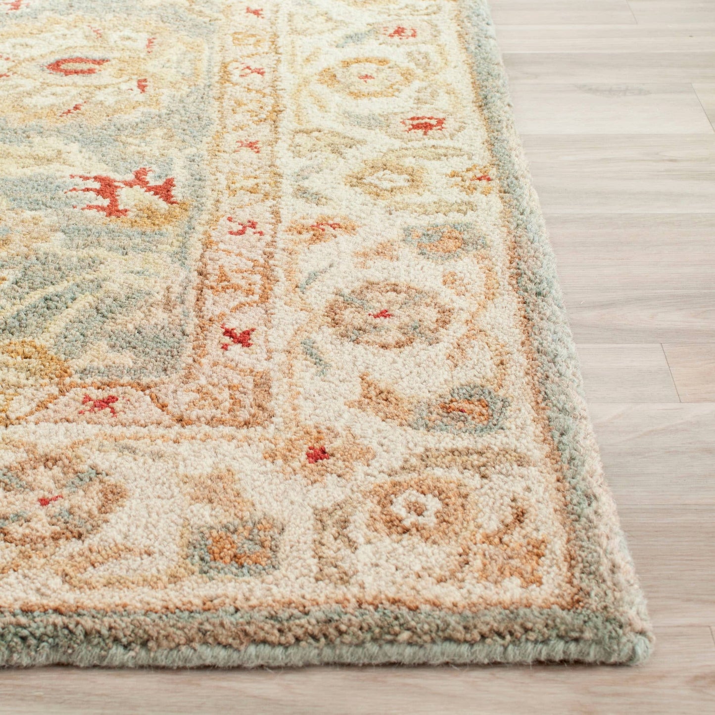 Tapis oriental traditionnel en laine Maysoun fait main SAFAVIEH