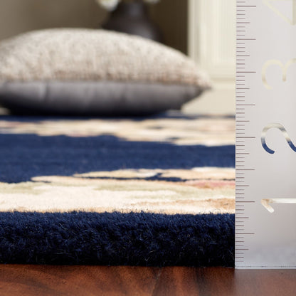 Tapis traditionnel en laine Aubusson Hale fait main SAFAVIEH.