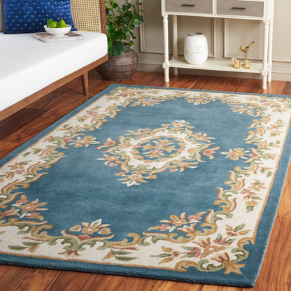 Tapis traditionnel en laine Aubusson Hale fait main SAFAVIEH.