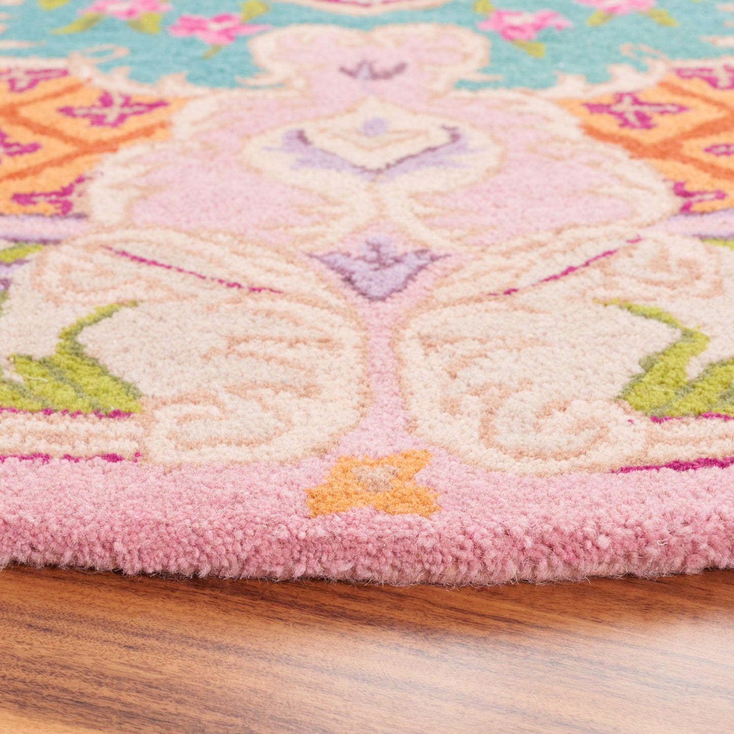 Tapis médaillon oriental en laine fait main Bellagio Tatevik de SAFAVIEH